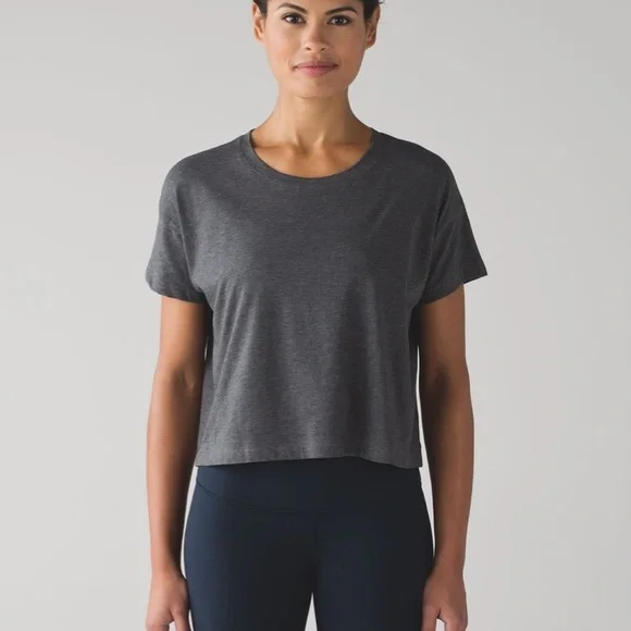 Lululemon cates crop tee faded - Picture 2 of 9